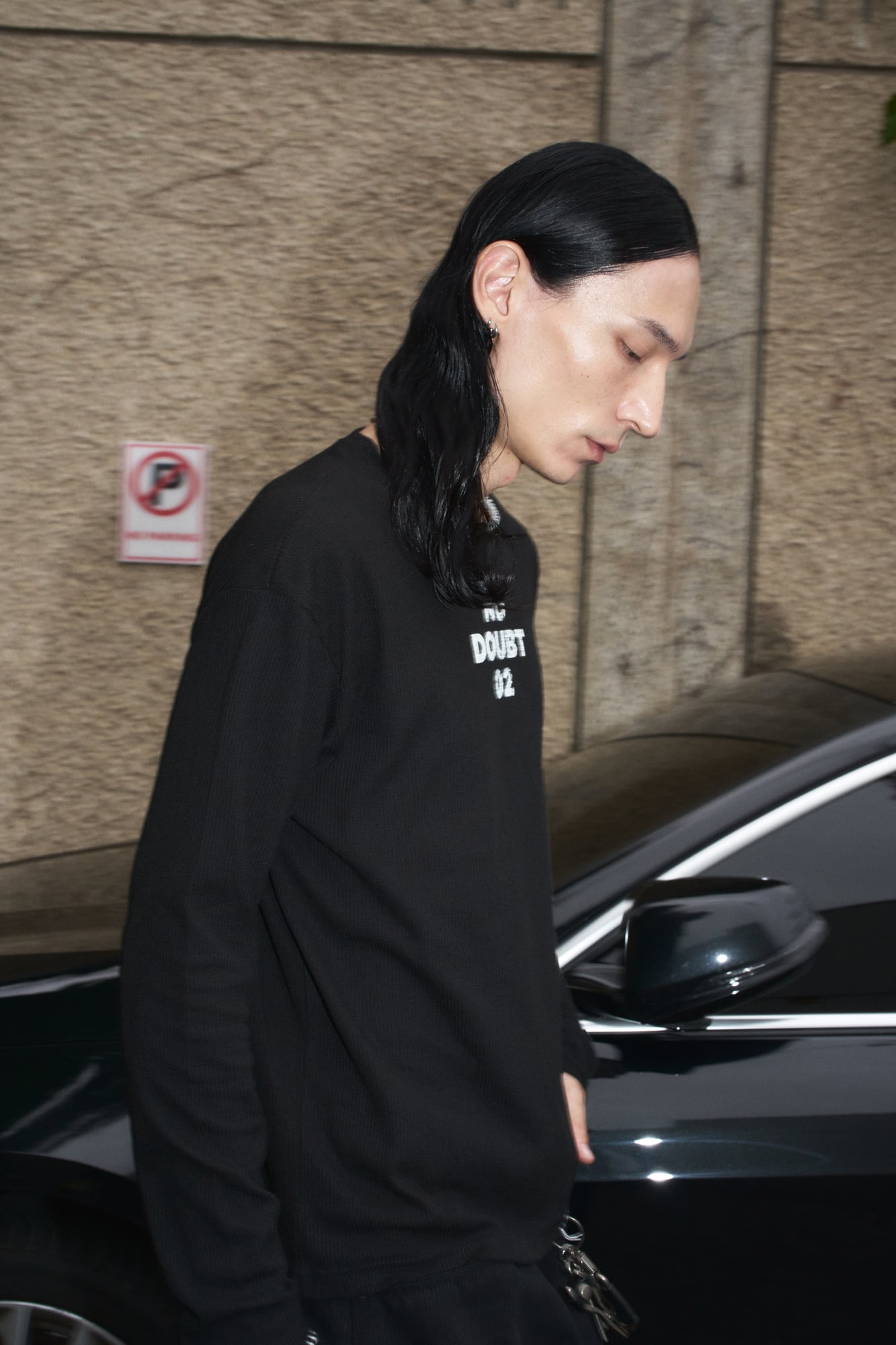 UL LS T-Shirt 01 BLACK