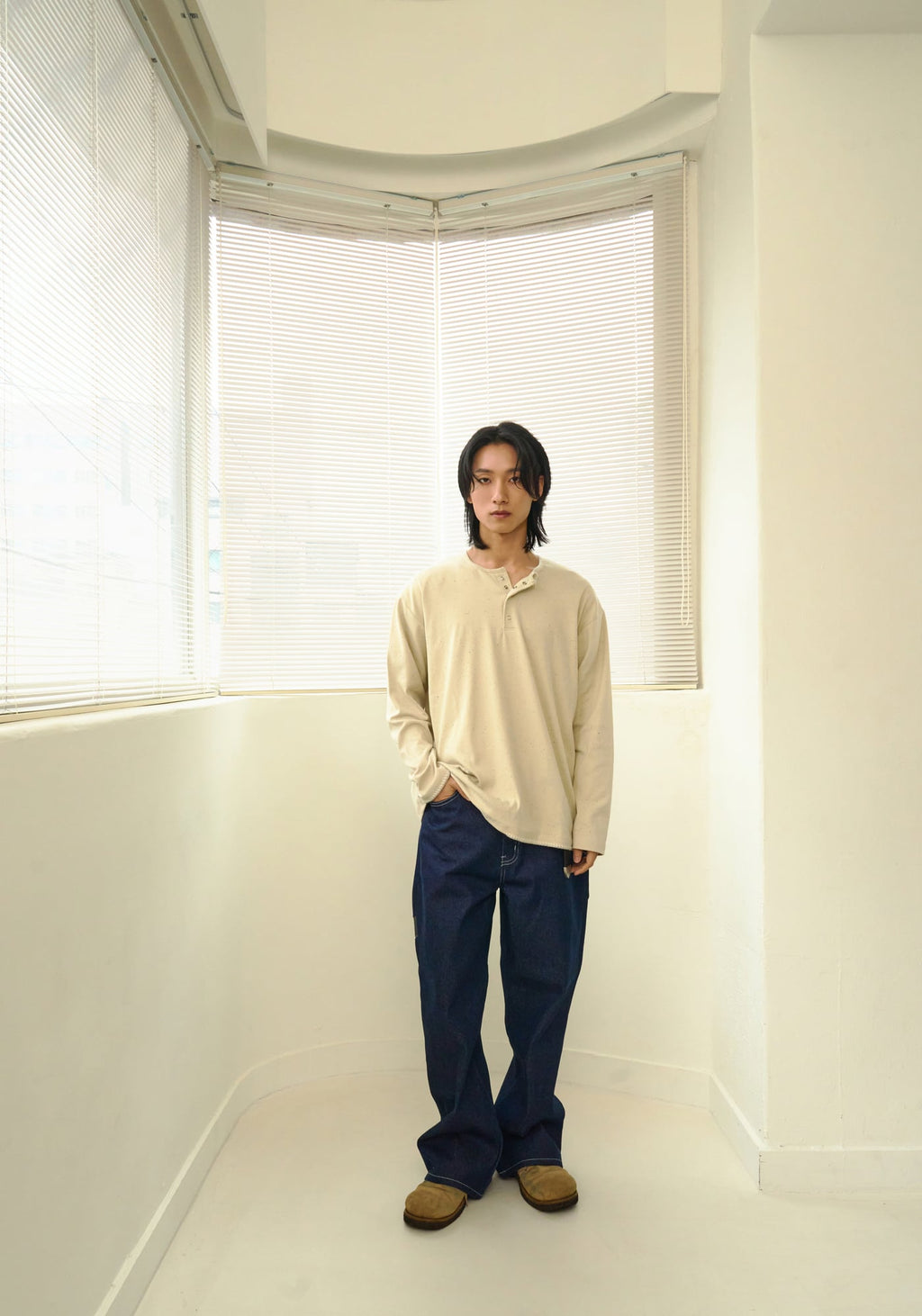 UL LS T-Shirt 03 BEIGE