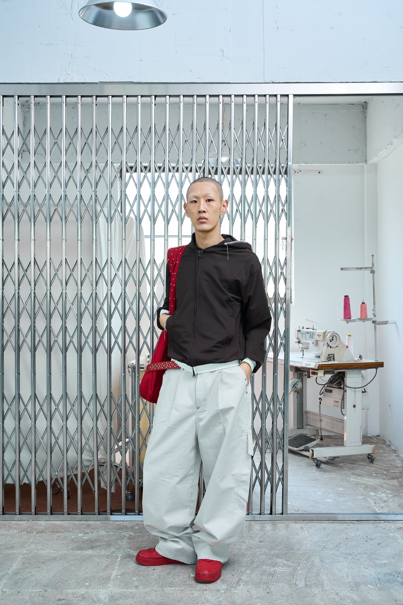 UL Mesh Zip Hoodie 02 Brown